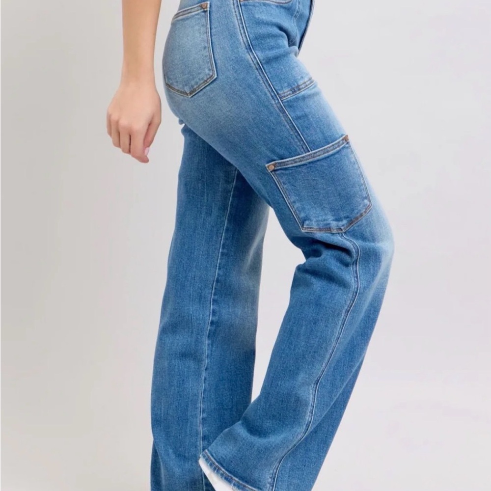 Judy Blue Cargo Flare Jeans in Classic Blue